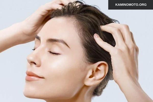 Massage nhẹ da đầu