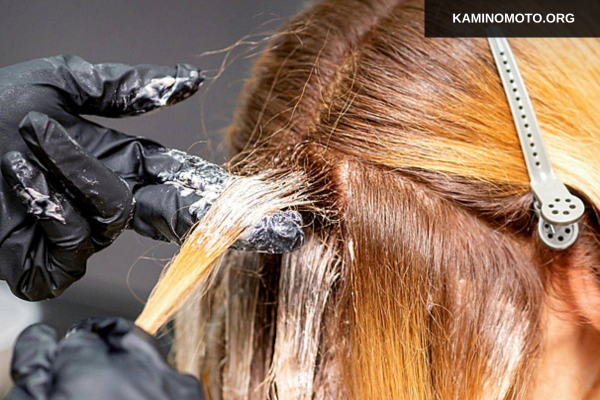Nhuộm tại salon uy tín