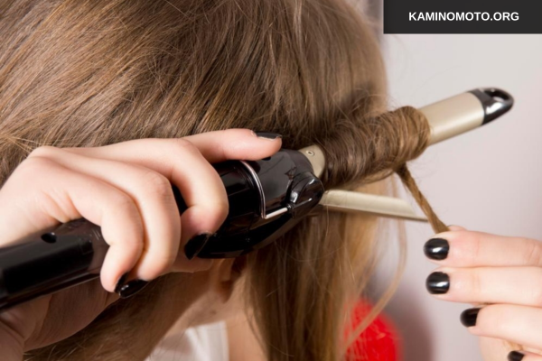 Tạo các kiểu xoăn phổ biến bằng máy kẹp uốn tóc