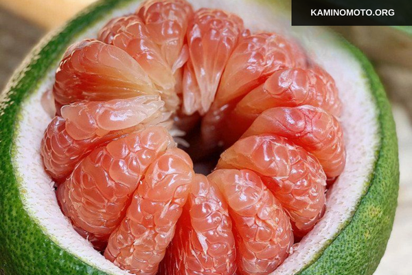 Thành phần dinh dưỡng trong bưởi tốt cho tóc