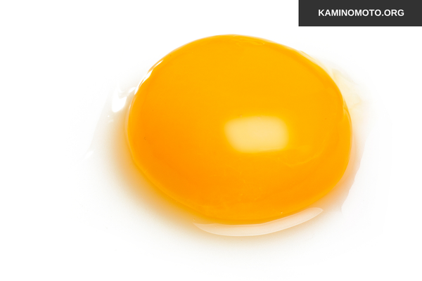 Vì sao trứng gà lại có mùi tanh?